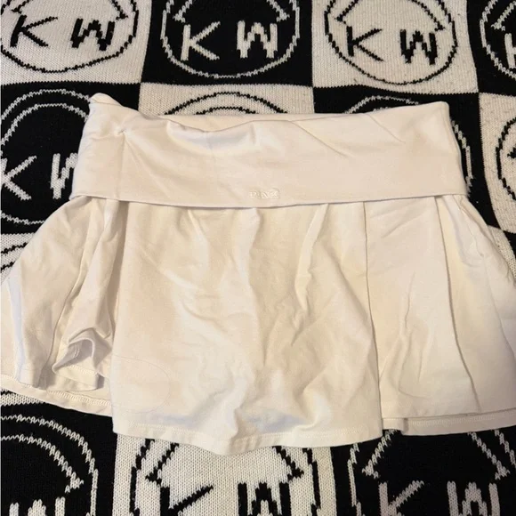 PINK Victoria's Secret White Mini Skirt - Picture 2 of 2